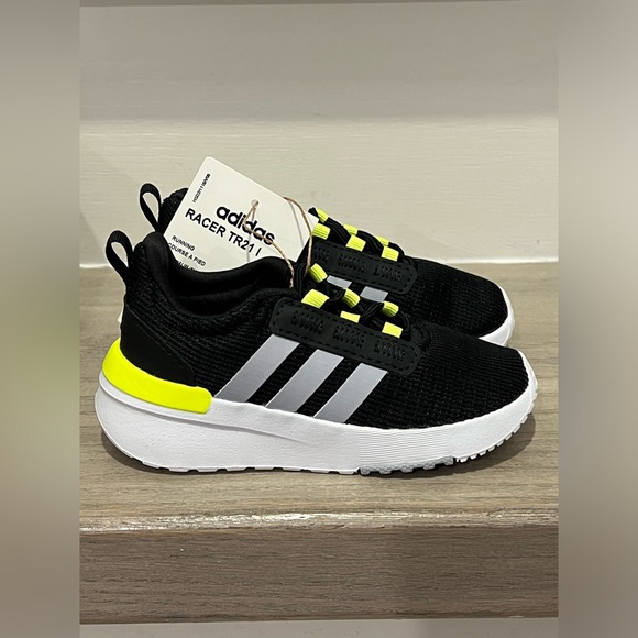 Brand new in box adidas running shoes. Toddler size 6.5 - Picture 2 of 2